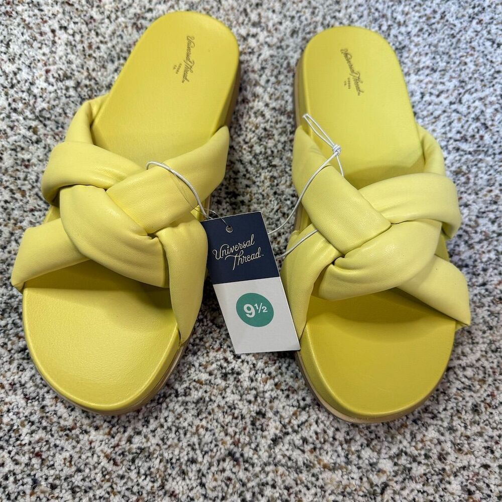 Universal Thread Women's Yellow Slide Sandals Size 9.5 Casual Summer​